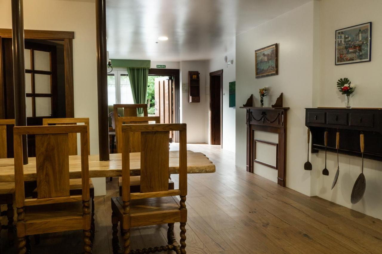Posada Y Apartamentos Trebuesto De Guriezo Екстер'єр фото