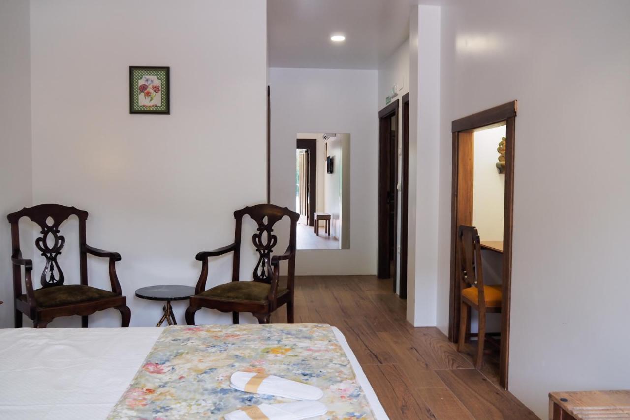 Posada Y Apartamentos Trebuesto De Guriezo Екстер'єр фото