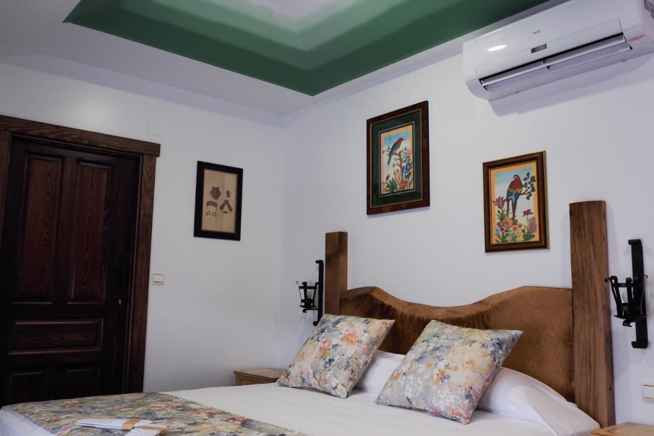 Posada Y Apartamentos Trebuesto De Guriezo Екстер'єр фото