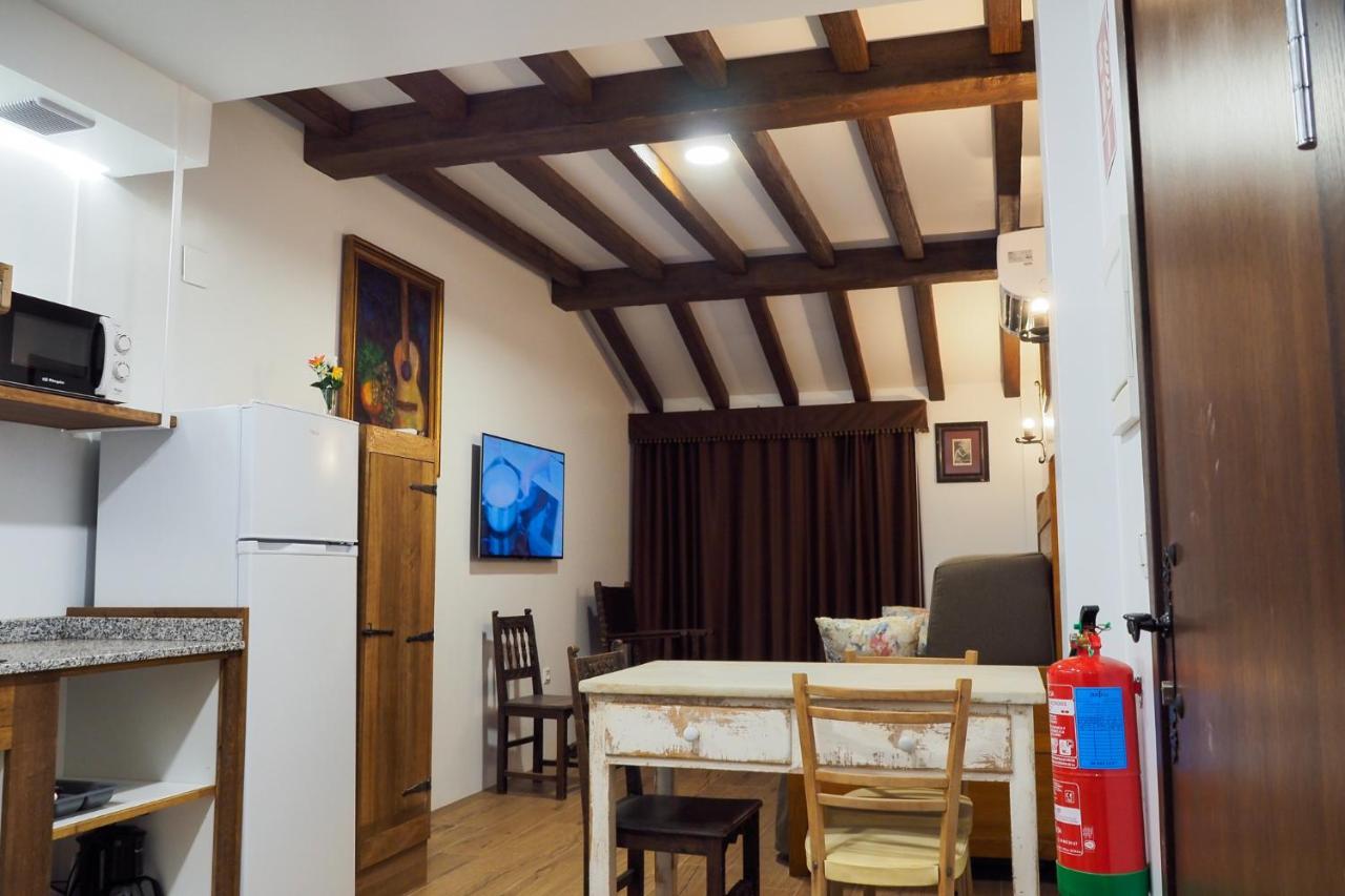 Posada Y Apartamentos Trebuesto De Guriezo Екстер'єр фото