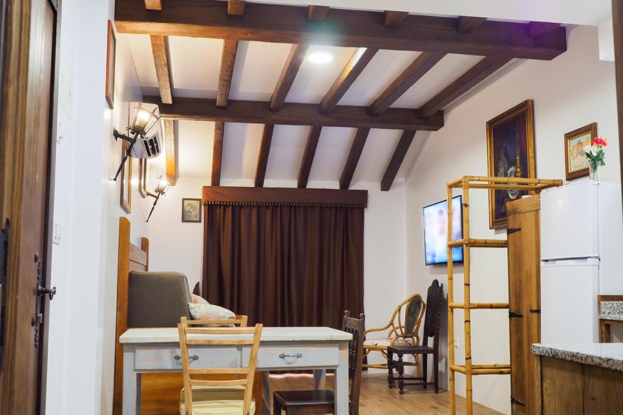 Posada Y Apartamentos Trebuesto De Guriezo Екстер'єр фото