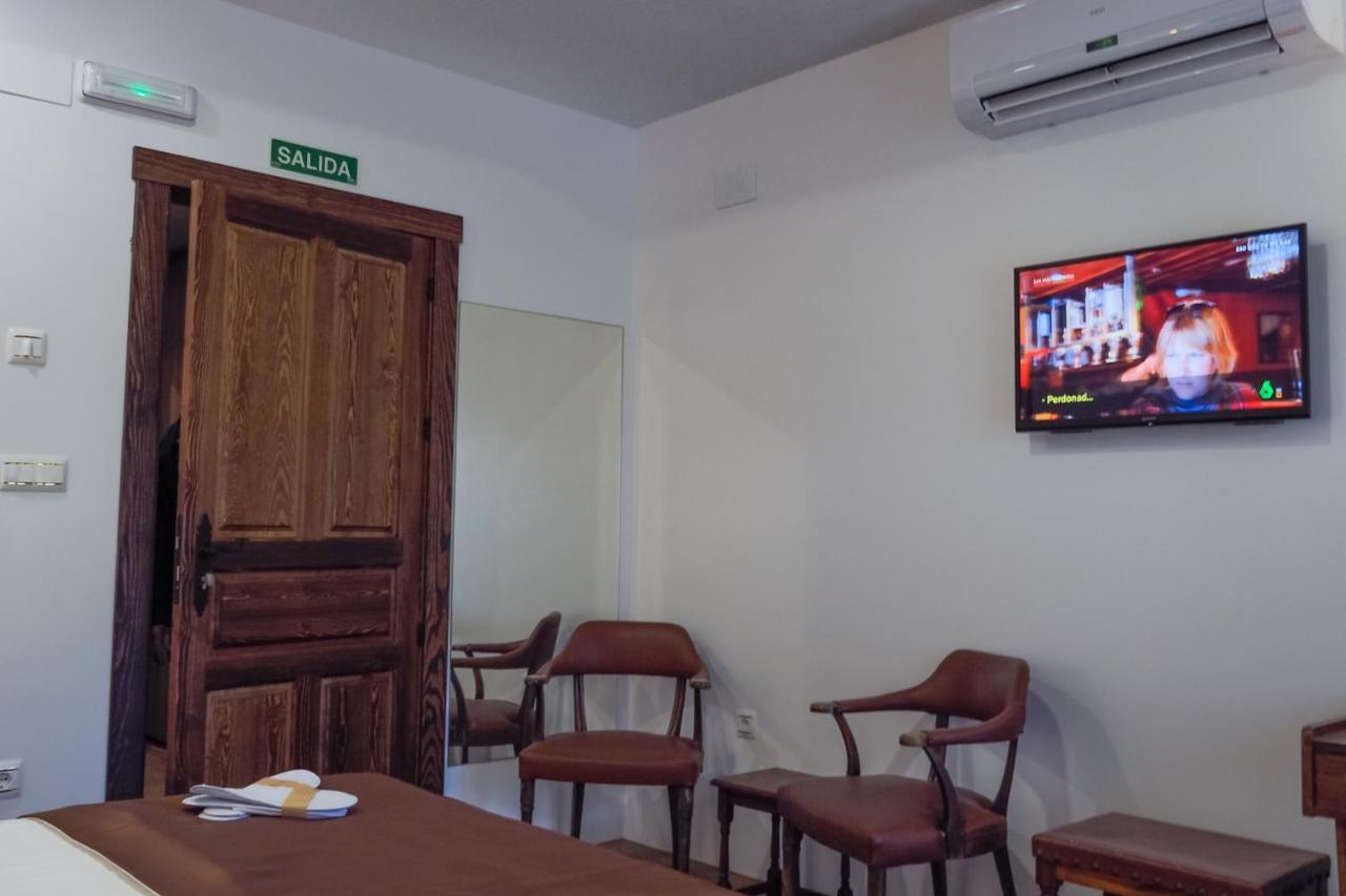 Posada Y Apartamentos Trebuesto De Guriezo Екстер'єр фото